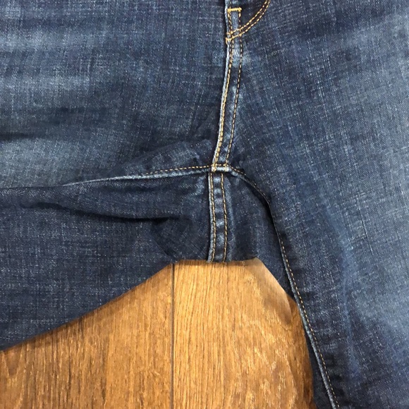 Levi’s Blue Bermuda Short Size 27 - Picture 5 of 10